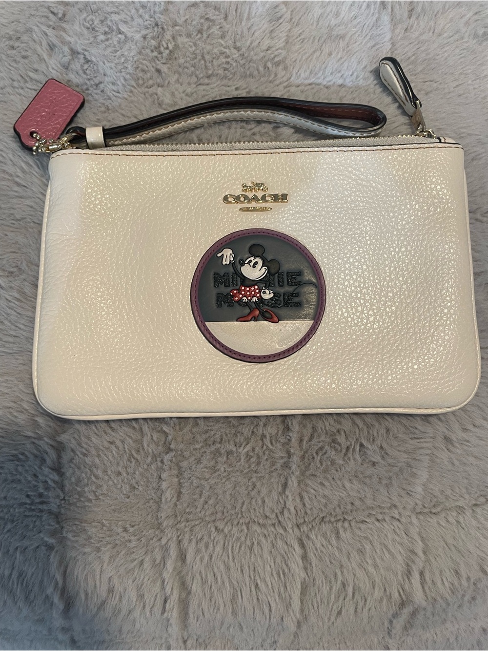 Coach White Leather Minnie Mouse Wristlet with Pink Tag